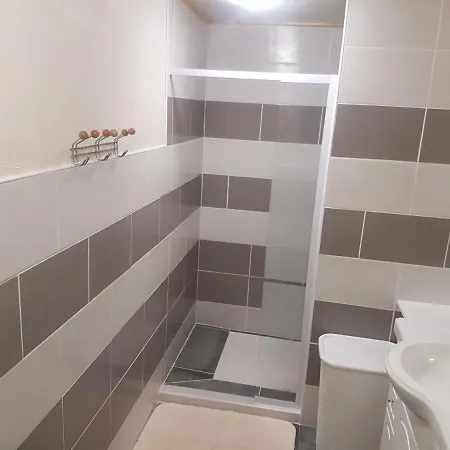 Dom wakacyjny Familial -- Les Palmiers