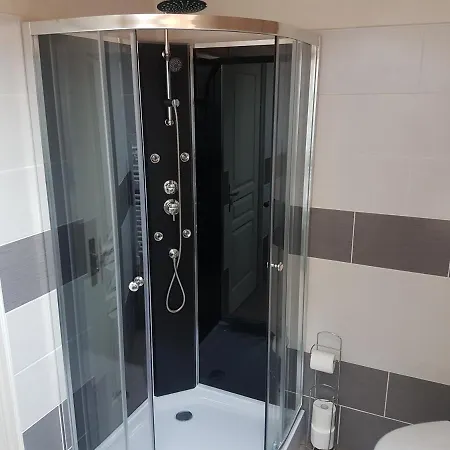 Dom wakacyjny Familial -- Les Palmiers *