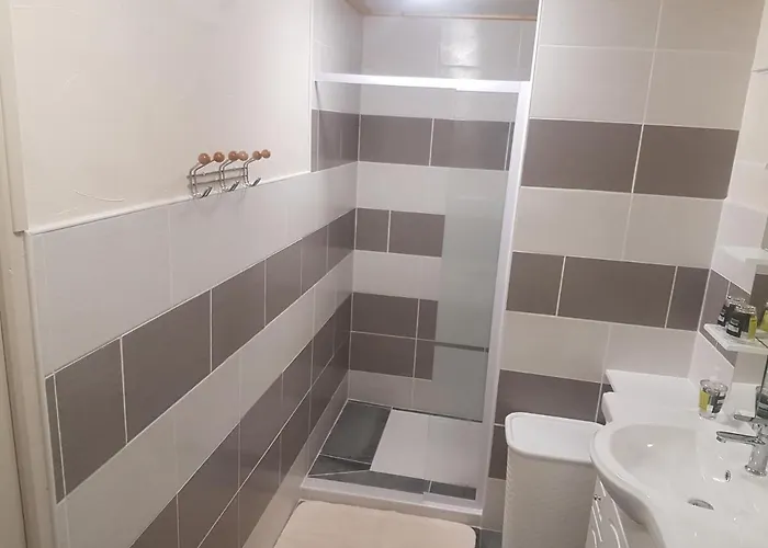 Ferienhaus Familial -- Les Palmiers