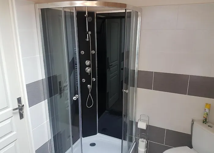 Ferienhaus Familial -- Les Palmiers *